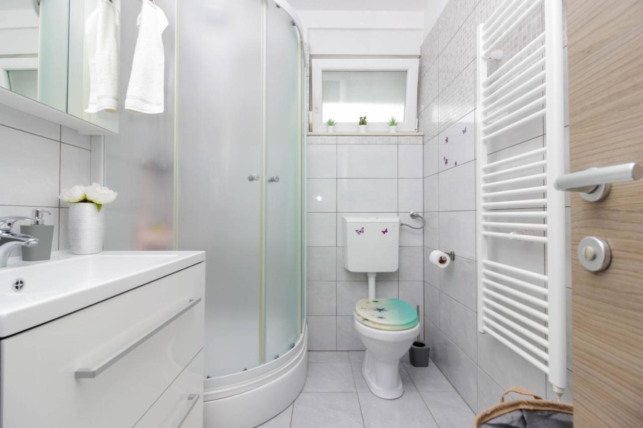 Apartman Tara Apartment Zadar Exterior photo